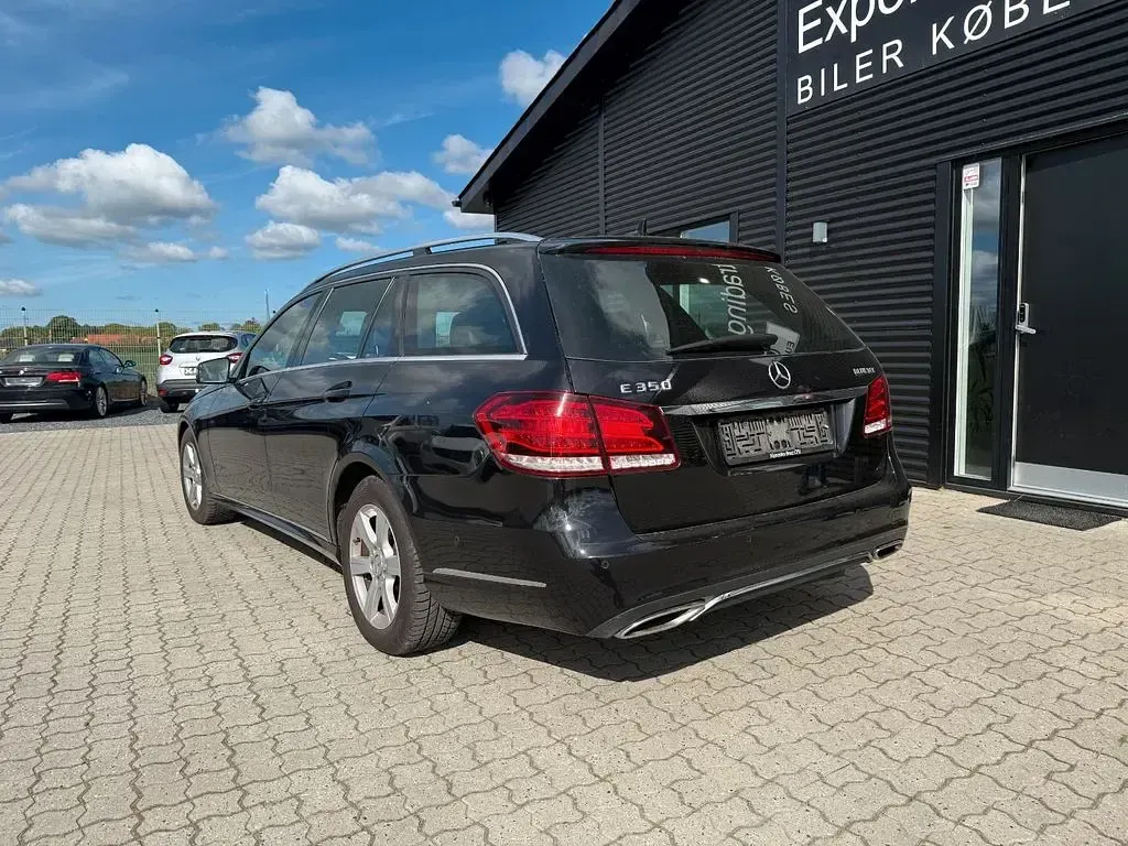 Gebraucht Mercedes E350 252 PS (185 kW) 2013 Schwarz Kombi