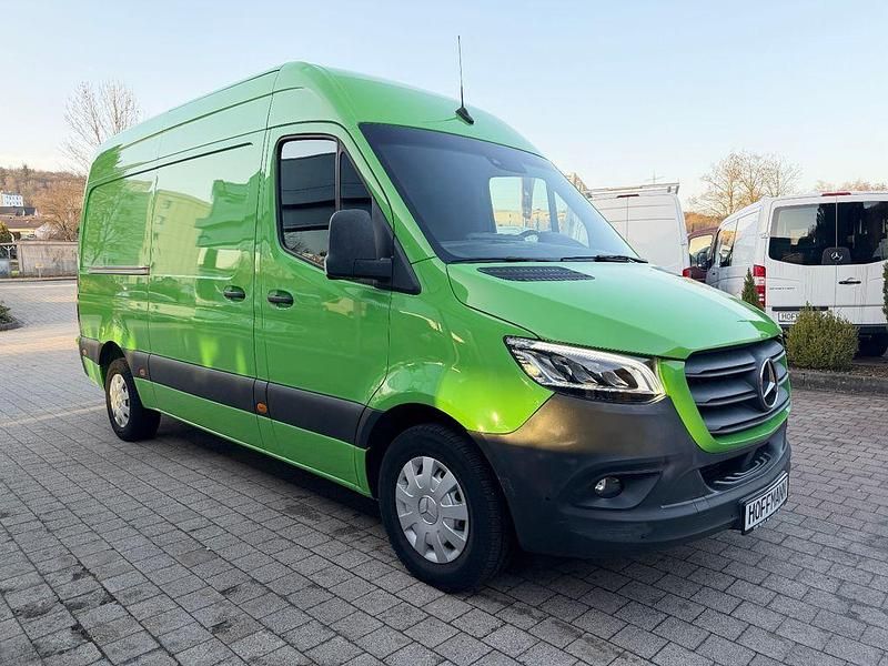 Gebraucht Mercedes Sprinter 190 PS (139 kW) 2019 Grün Van