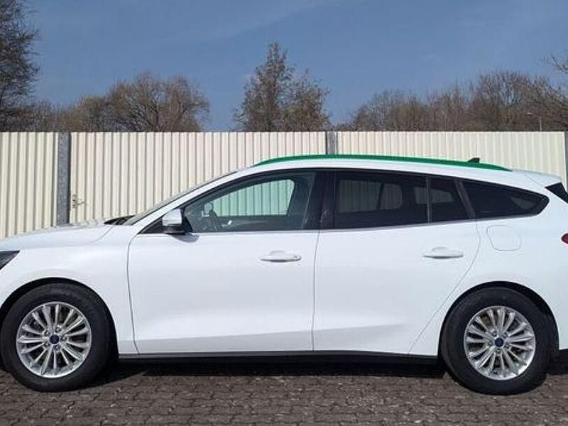 Gebraucht Ford Focus Titanium X 150 PS (110 kW) 2022 Frostweiß Kombi