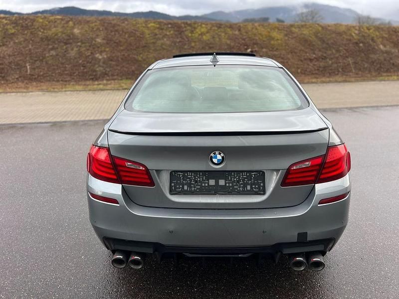Gebraucht BMW 535 Sport Line 313 PS (230 kW) 2012 Grau Limousine