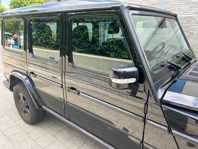 Schwarz Gebraucht 2011 Mercedes G350 SUV | 40.900 € (Superpreis) - Bild 1/4