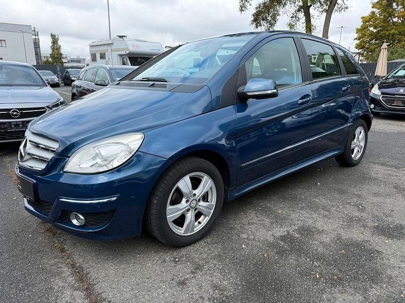 Blau Gebraucht 2009 Mercedes B200 Van / Kleinbus | 4.600 € (Fairer Preis) - Bild 1/4