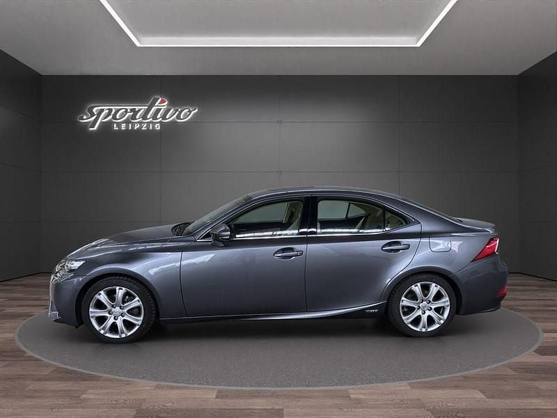 Gebraucht Lexus IS300h 181 PS (133 kW) 2013 Grau Limousine