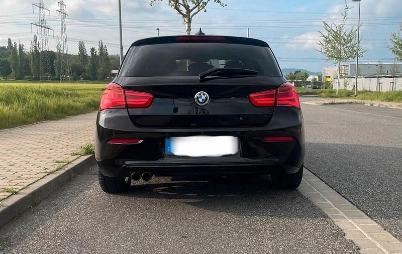 Gebraucht BMW 120 Sport Line 190 PS (139 kW) 2017 Schwarz Kleinwagen