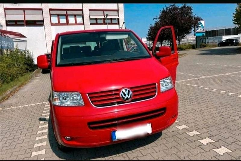 Usata VW Caravelle 2007 Rosso Furgone