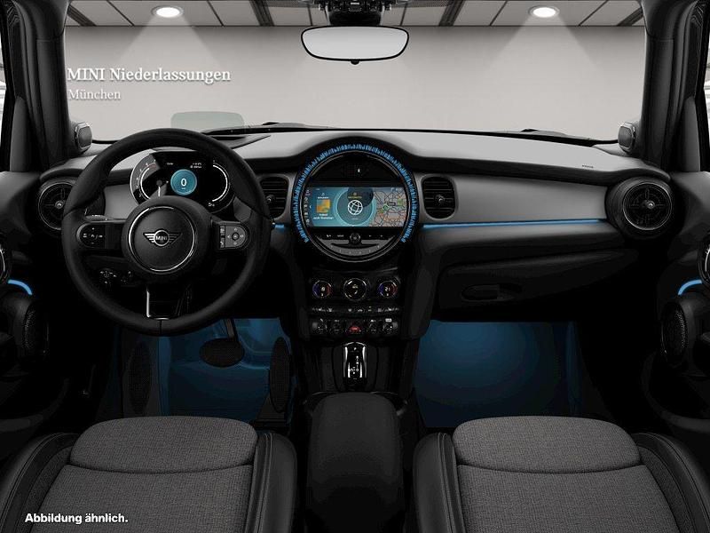 Gebraucht Mini Cooper 136 PS (100 kW) 2022 Schwarz Kleinwagen