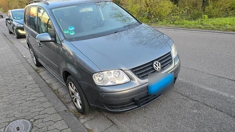 Gebraucht VW Touran 140 PS (102 kW) 2006 Silber Van / Kleinbus