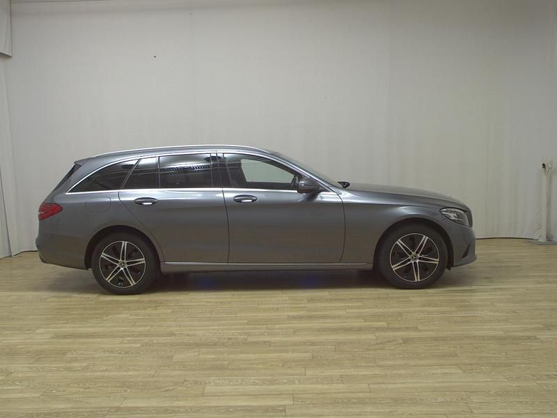 Selenitgrau metallic Gebraucht 2020 Mercedes C200 Avantgarde Kombi | 16.980 € (Guter Preis) - Bild 1/4