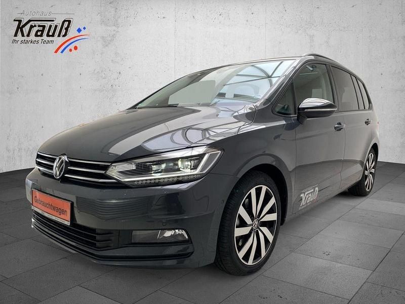 Grau Gebraucht 2024 VW Touran Highline Van / Kleinbus | 42.900 € - Bild 1/4