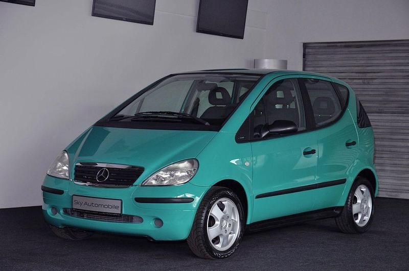Oasengrün Gebraucht 1999 Mercedes A140 Van / Kleinbus | 4.850 € - Bild 1/4