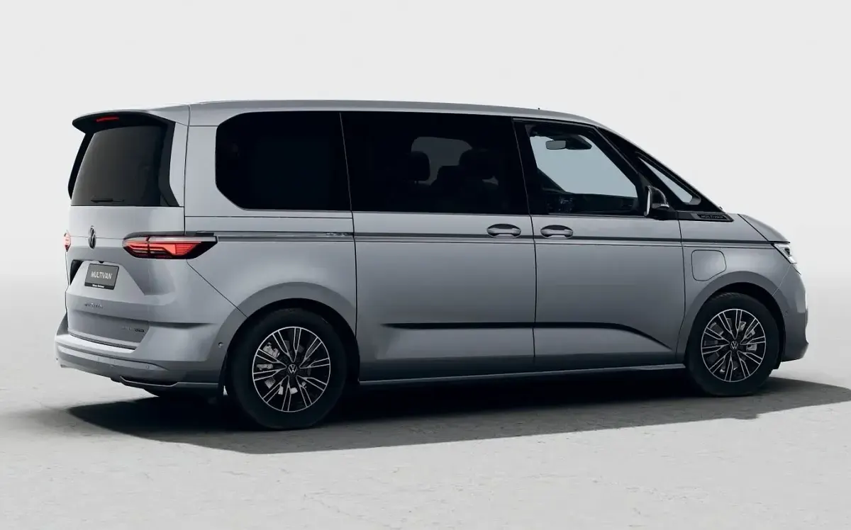 Neu VW Multivan Style 245 PS (180 kW) 2026 Silber Van / Kleinbus