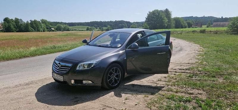 Gebraucht Opel Insignia Edition 131 PS (96 kW) 2008 Limousine