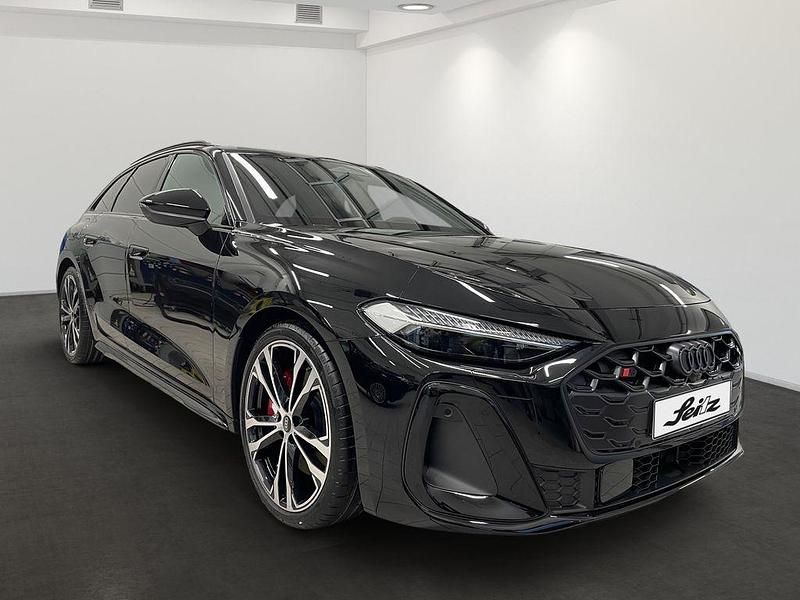 Neu Audi S5 Sport 367 PS (269 kW) 2026 Schwarz Kombi