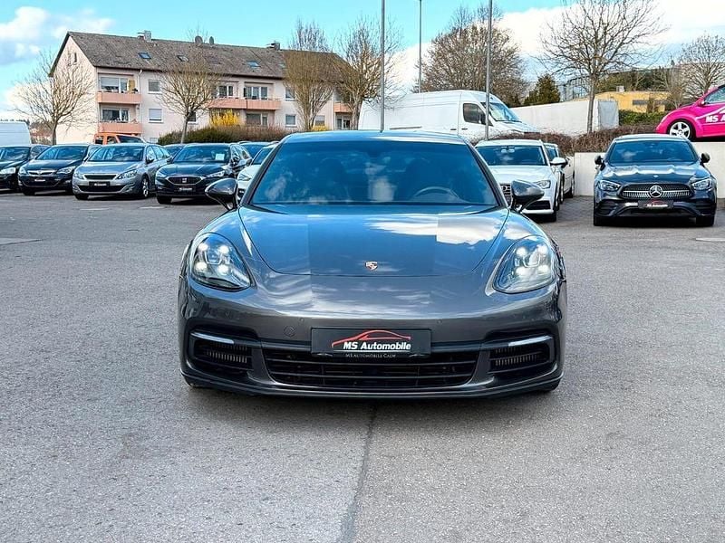 Gebraucht Porsche Panamera 4S 441 PS (324 kW) 2017 Achatgrau Limousine