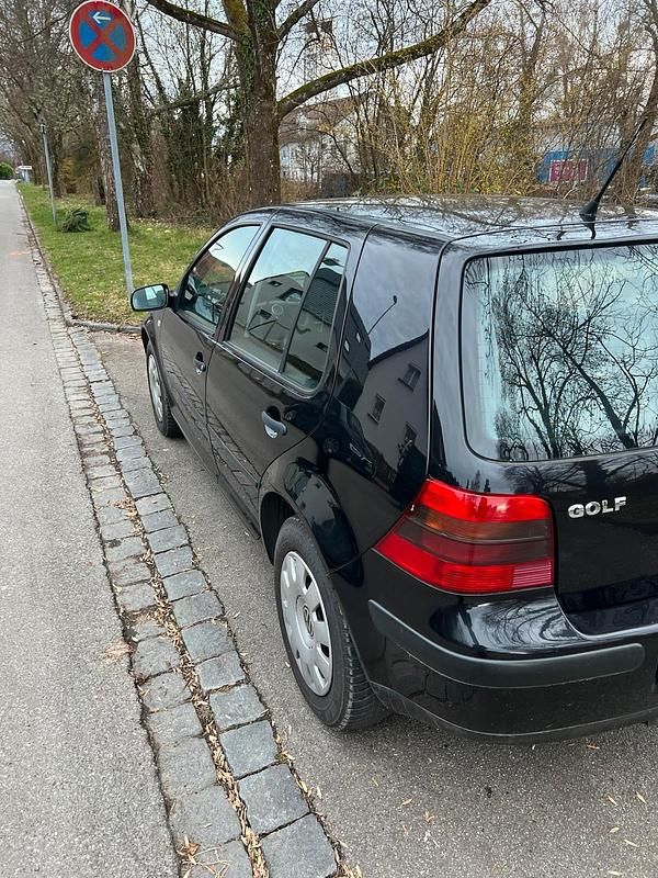 Gebraucht VW Golf IV 105 PS (77 kW) 2002 Schwarz Limousine