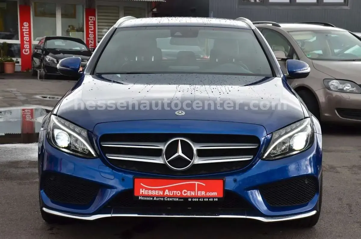Gebraucht Mercedes C200 AMG line 136 PS (100 kW) 2018 Blau Kombi