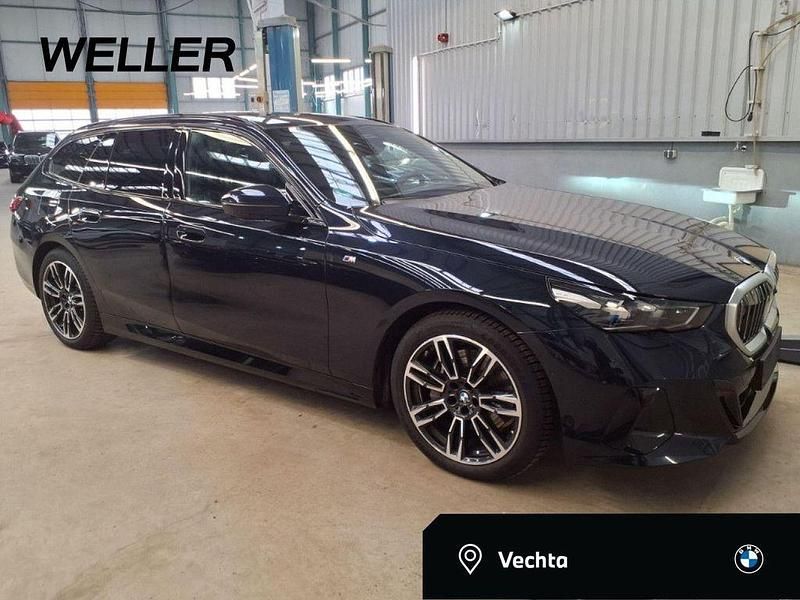 Schwarz Gebraucht 2025 BMW 540 M Sport Limousine | 62.790 € (Superpreis) - Bild 1/4