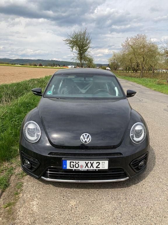 Schwarz Gebraucht 2017 VW Beetle Exclusive Limousine | 22.222 € (Fairer Preis) - Bild 1/4