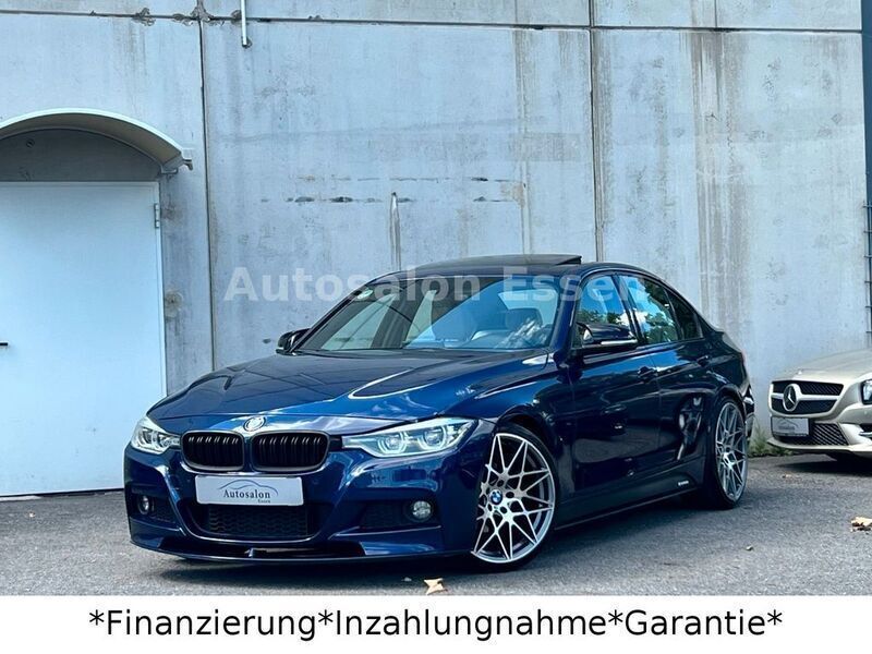Blau Gebraucht 2017 BMW 330 M Performance Limousine | 25.890 € (Fairer Preis) - Bild 1/4