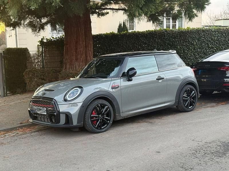Gebraucht Mini John Cooper Works Essential 231 PS (169 kW) 2022 Grau Kleinwagen