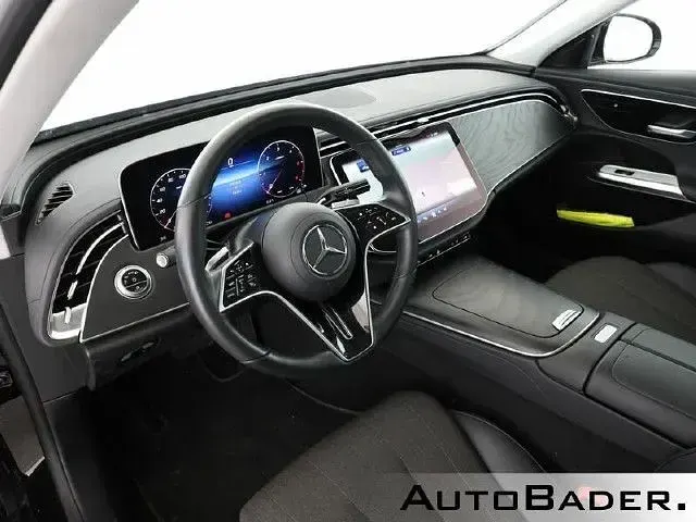 Gebraucht Mercedes E220 197 PS (144 kW) 2023