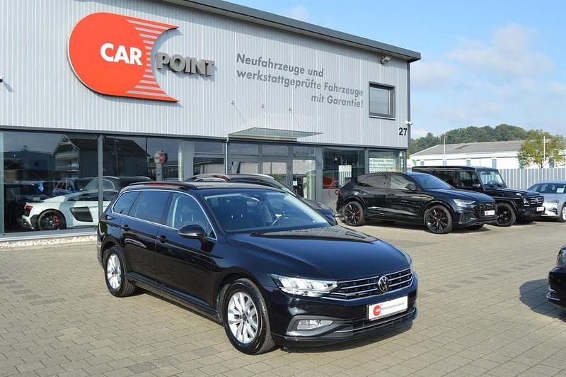 Schwarz Gebraucht 2022 VW Passat Business Kombi | 20.550 € (Guter Preis) - Bild 1/4