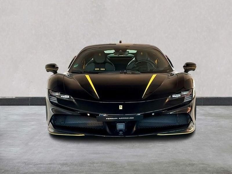 Second-hand Ferrari SF90 1001 CP (736 kW) 2023 Negru Coupe