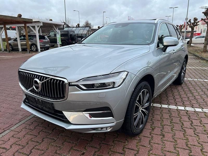 Grau Gebraucht 2018 Volvo XC60 Inscription SUV | 23.650 € (Fairer Preis) - Bild 1/4