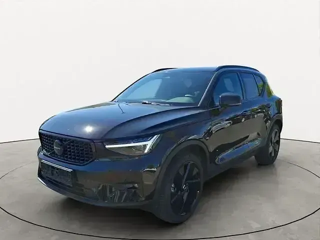 Usata Volvo XC40 Plus 163 CV (119 kW) 2025 Nero SUV