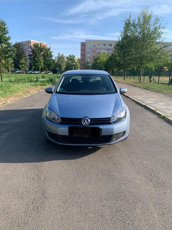 Blau Gebraucht 2009 VW Golf VI Kleinwagen | 2.300 € (Superpreis) - Bild 1/4