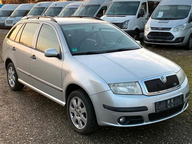 Gebraucht Skoda Fabia vRS 101 PS (74 kW) 2005 Silber Kombi