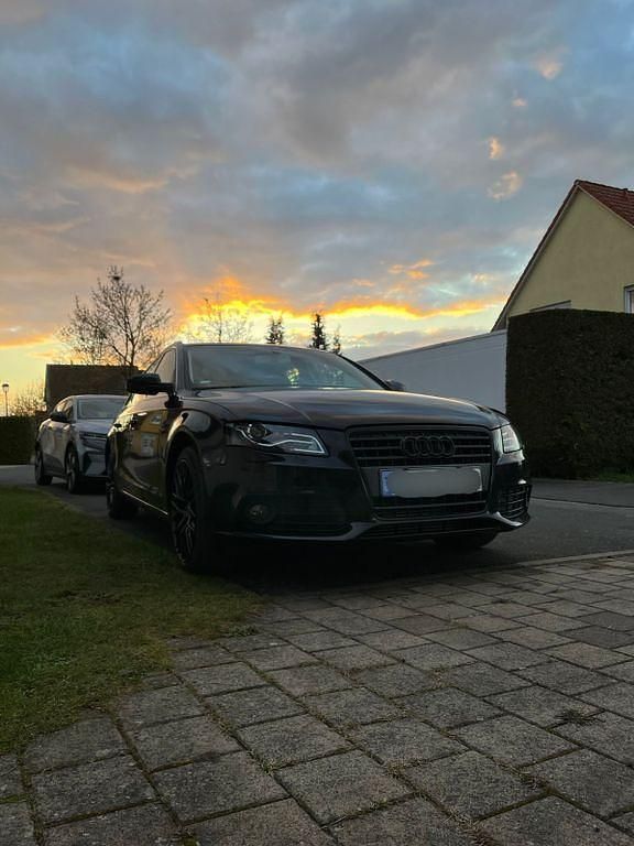 Gebraucht Audi A4 Ambiente 143 PS (105 kW) 2011 Schwarz Kombi