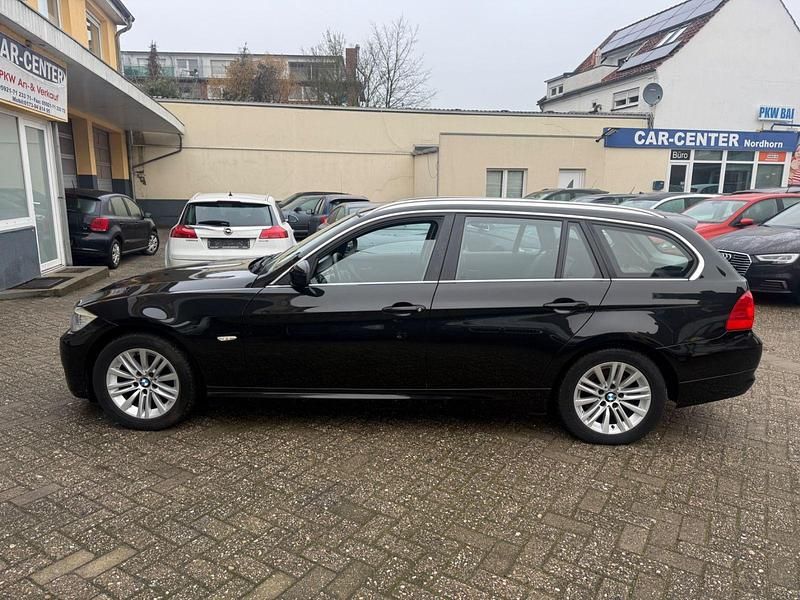 Gebraucht BMW 320 M Sport 184 PS (135 kW) 2010 Black sapphire metallic Kombi