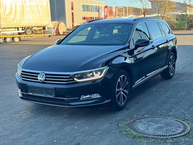 Gebraucht VW Passat 190 PS (139 kW) 2019 Schwarz Kombi
