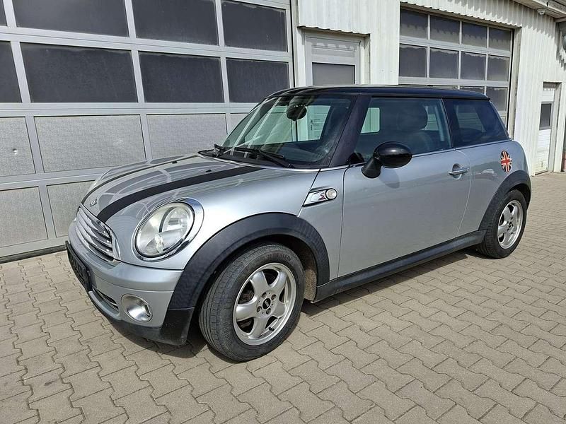Gebraucht Mini Cooper 120 PS (88 kW) 2007 Pure silver metallic Kleinwagen