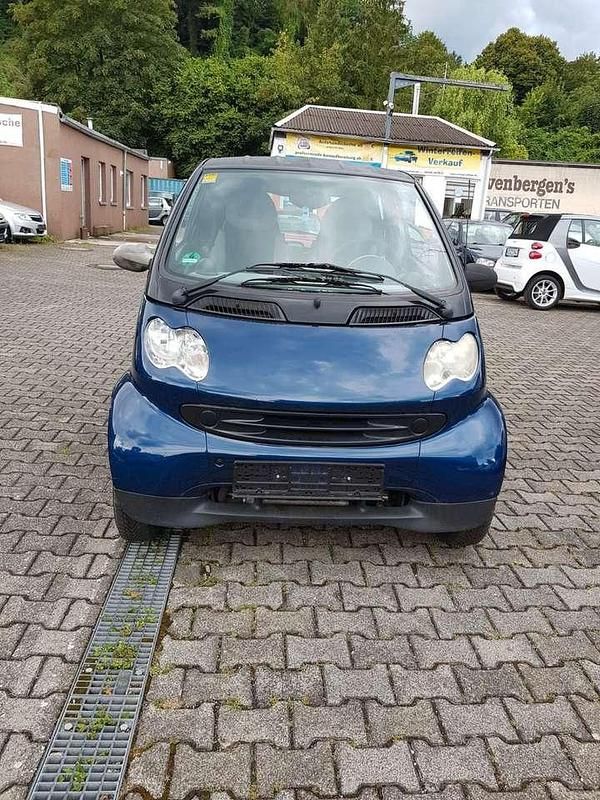 Gebraucht Smart ForTwo Coupé Basis 50 PS (36 kW) 2007 Tridionsicherheitszelle schwa Kleinwagen