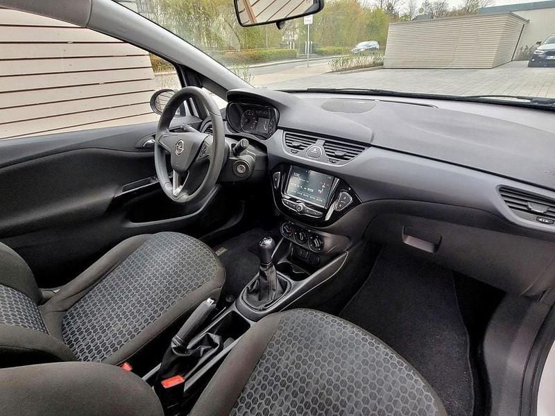 Gebraucht Opel Corsa drive 70 PS (51 kW) 2016 Weiß Kleinwagen
