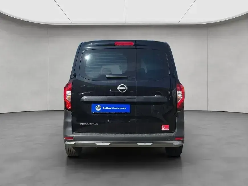 Neu Nissan Townstar N-Connecta 131 PS (96 kW) 2026 Schwarz Van