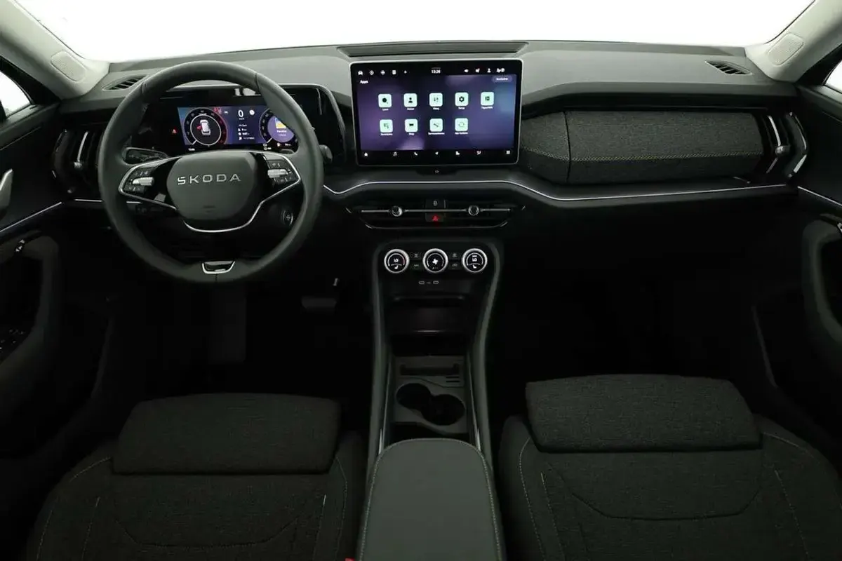 Neu Skoda Kodiaq Selection 150 PS (110 kW) 2026 Black magic perleffekt SUV