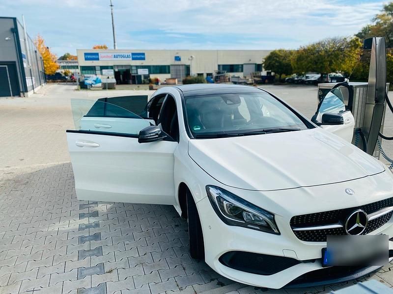 Gebraucht Mercedes CLA180 120 PS (88 kW) 2016 Weiß Limousine