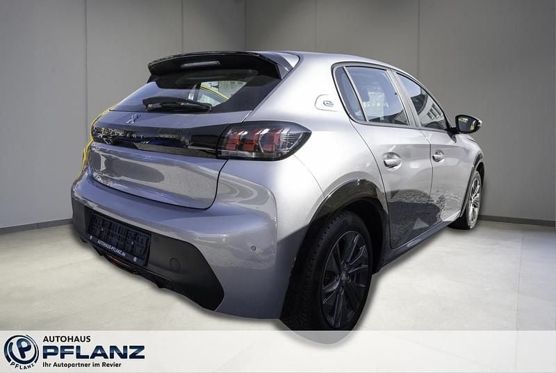 Gebraucht Peugeot e-208 Active 100 kW (136 PS) 2021 Silber Kleinwagen