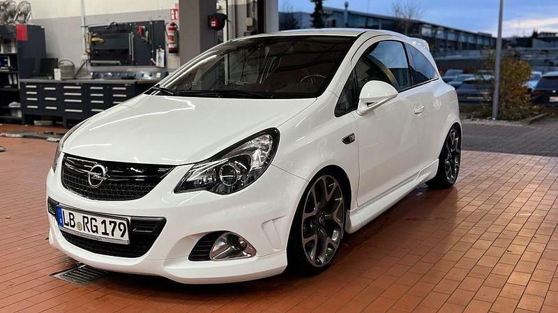Gebraucht 2011 Opel Corsa OPC Kleinwagen | 6.999 € (Etwas zu teuer) - Bild 1/4
