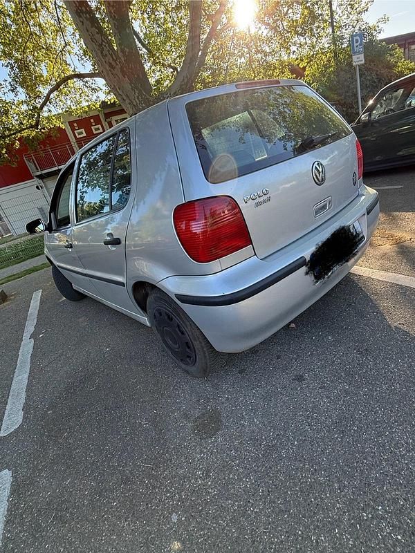Gebraucht VW Polo 63 PS (46 kW) 2001 Grau Kleinwagen