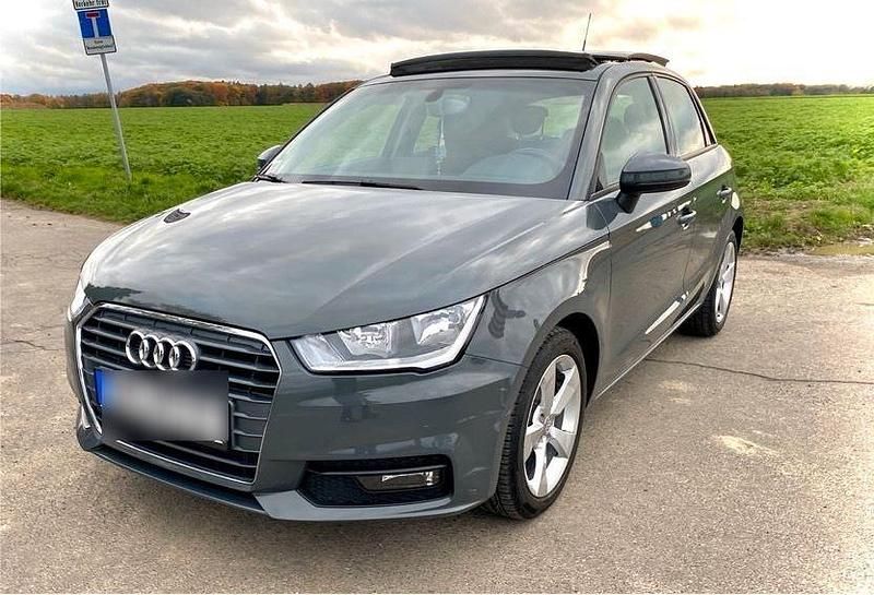 Grau Gebraucht 2017 Audi A1 Sportback Kleinwagen | 12.900 € (Fairer Preis) - Bild 1/4