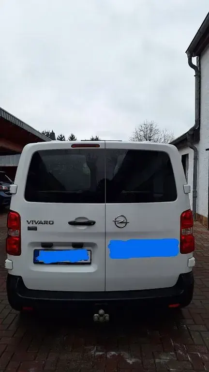Gebraucht Opel Vivaro 120 PS (88 kW) 2019 Weiß Van / Kleinbus