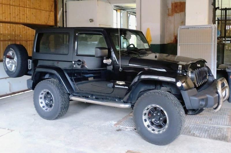 Gebraucht Jeep Wrangler Rubicon 200 PS (147 kW) 2007 Schwarz SUV