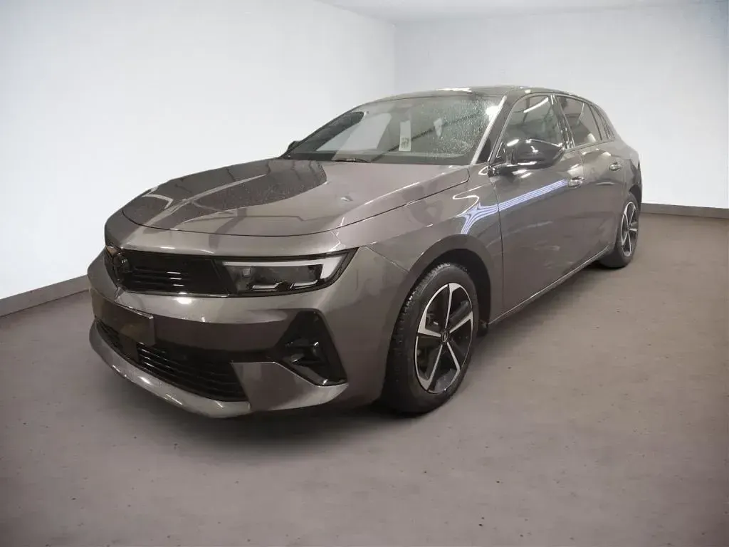 Gebraucht Opel Astra 131 PS (96 kW) 2025 Platiniumgrau/typ aussenverkl Kleinwagen