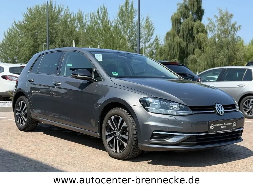 Gebraucht VW Golf VII IQ Drive 116 PS (85 kW) 2019 Grau Limousine