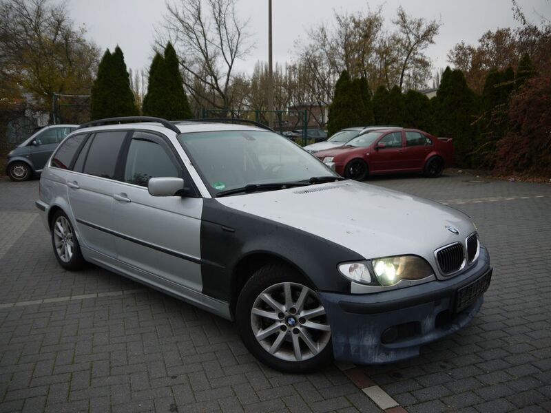 Gebraucht BMW 320 170 PS (125 kW) 2001 Silber Kombi
