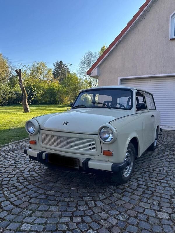 Andere außenfarben Gebraucht 1989 Trabant 601 Kombi | 6.999 € - Bild 1/4